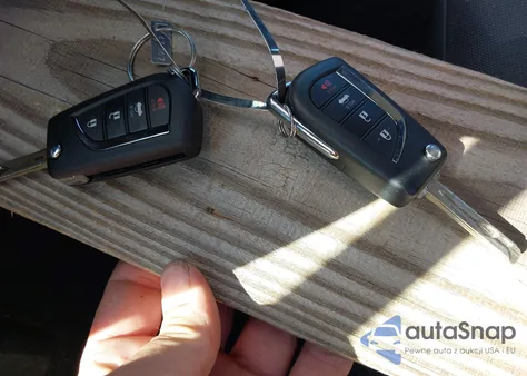 2024 Toyota Corolla Le из США, поврежденный, VIN 5YFB4MDE0RP135427